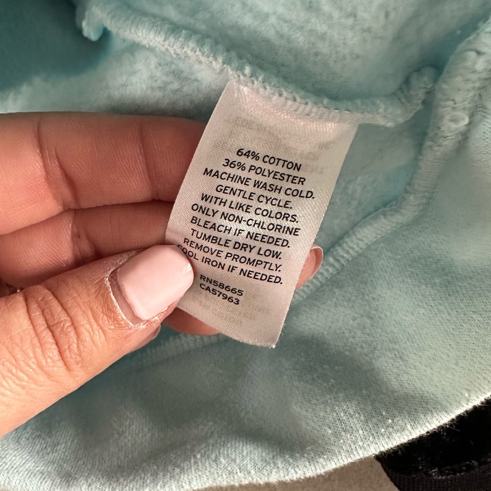Sweatshirt bundle - Picture 6 of 7